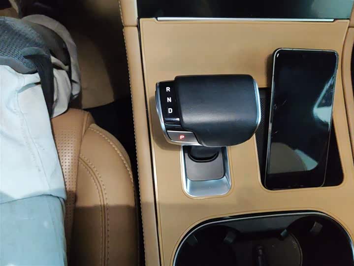 Фото 14 - LiXiang One