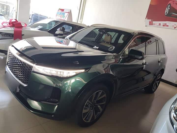 Фото 5 - LiXiang One