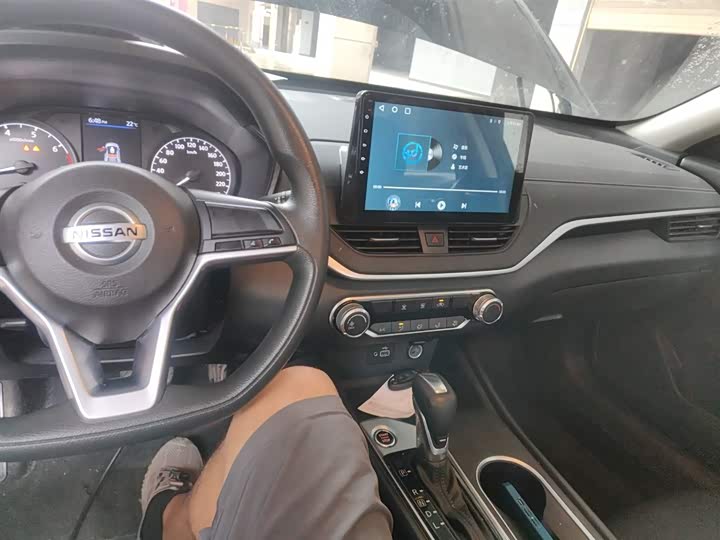 Фото 10 - Nissan Teana