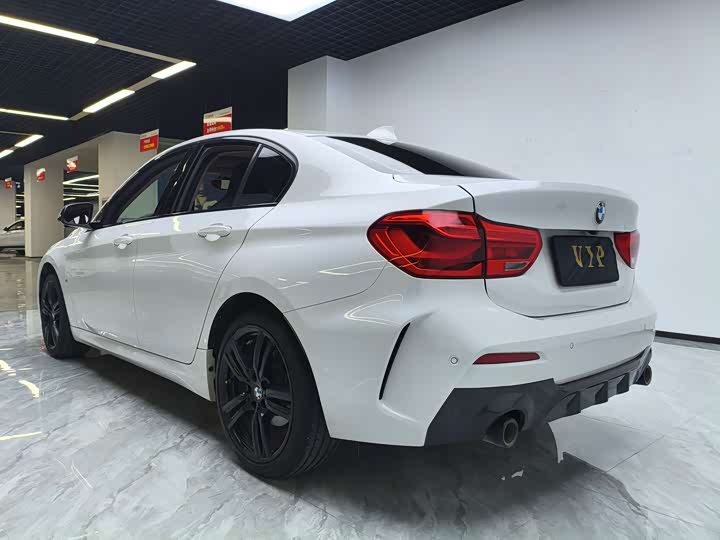 Фото 13 - BMW 1 Series