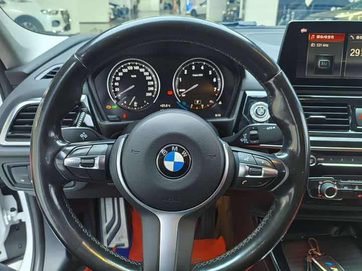 Фото 7 - BMW 1 Series