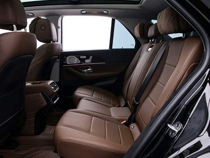 Фото 14 - Mercedes-Benz GLE-Class