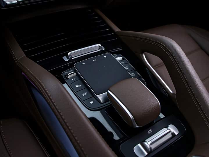 Фото 9 - Mercedes-Benz GLE-Class