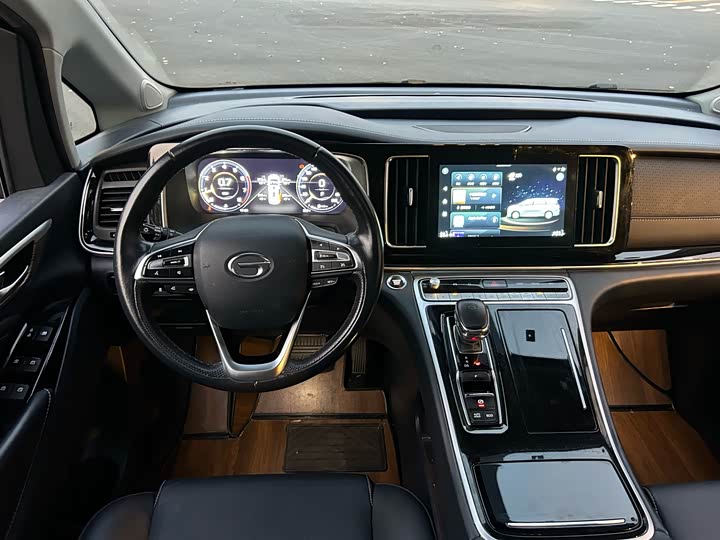 Фото 13 - GAC Trumpchi M8