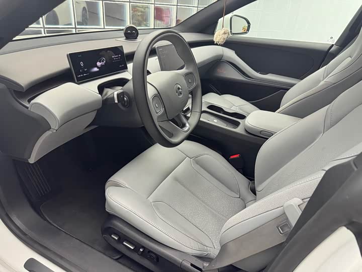 Фото 4 - Nio ET5T