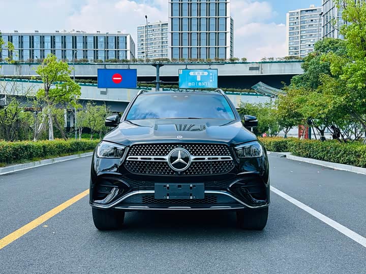 Фото 2 - Mercedes-Benz GLE-Class