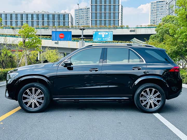 Фото 3 - Mercedes-Benz GLE-Class