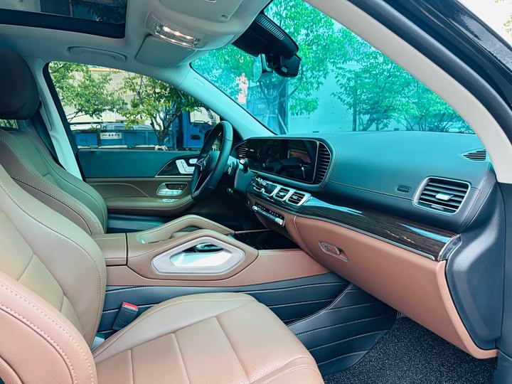 Фото 8 - Mercedes-Benz GLE-Class