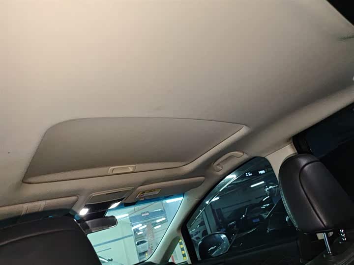 Фото 9 - Honda Elysion