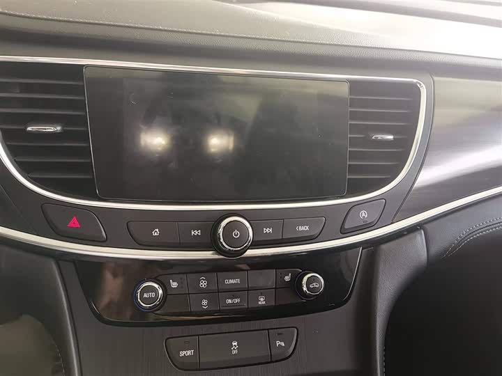 Фото 4 - Buick LaCrosse