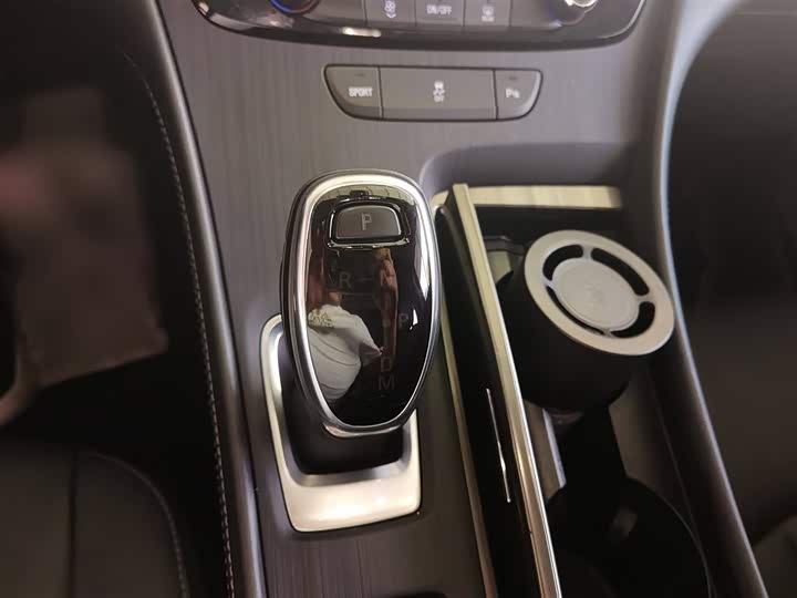 Фото 5 - Buick LaCrosse