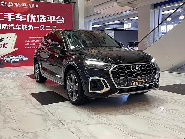 Фото 3 - Audi Q5L