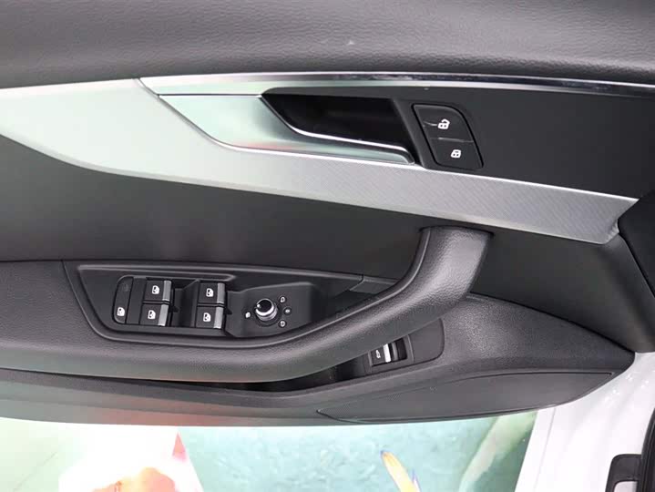 Audi A4 2022 2022款 Avant 40 TFSI 时尚动感型