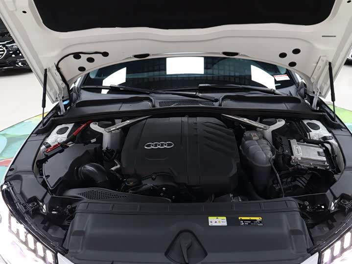 Audi A4 2022 2022款 Avant 40 TFSI 时尚动感型