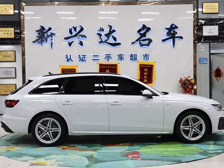 Audi A4 2022 2022款 Avant 40 TFSI 时尚动感型