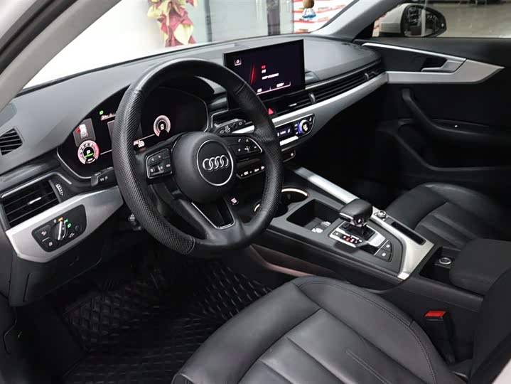 Audi A4 2022 2022款 Avant 40 TFSI 时尚动感型