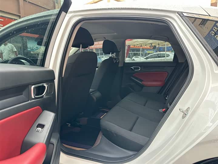 Фото 8 - Honda Civic