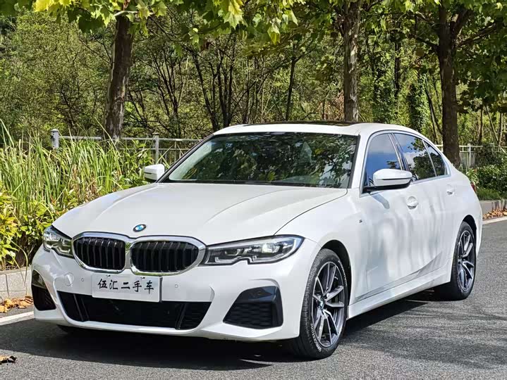 Фото 1 - BMW 3 Series