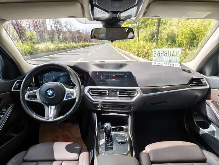 Фото 8 - BMW 3 Series