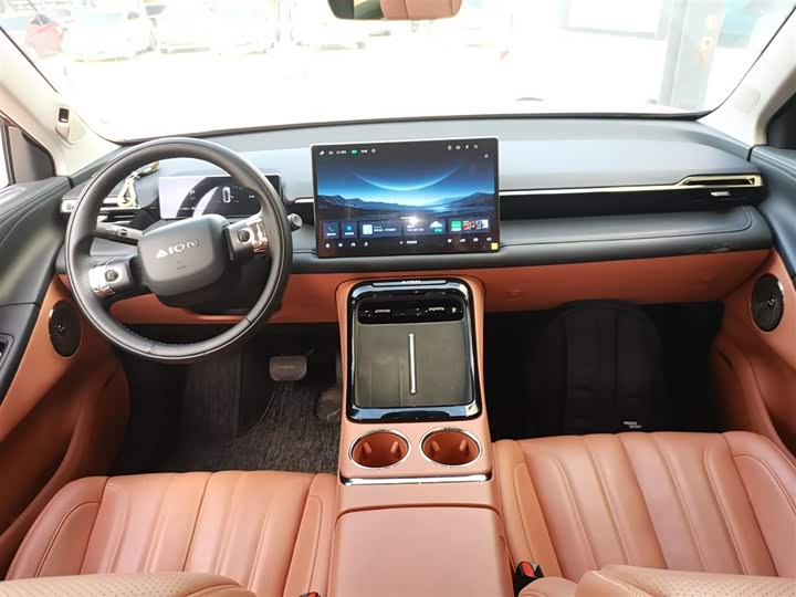 Фото 10 - GAC Aion V