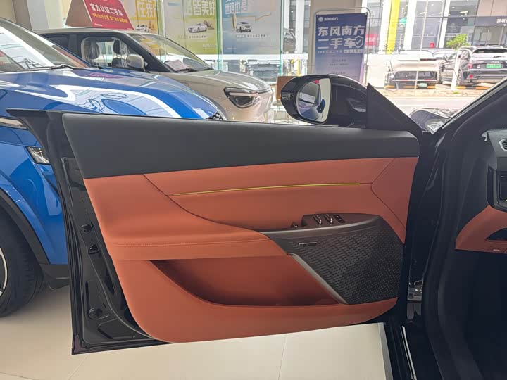 Фото 16 - Dongfeng Yipai eπ 007