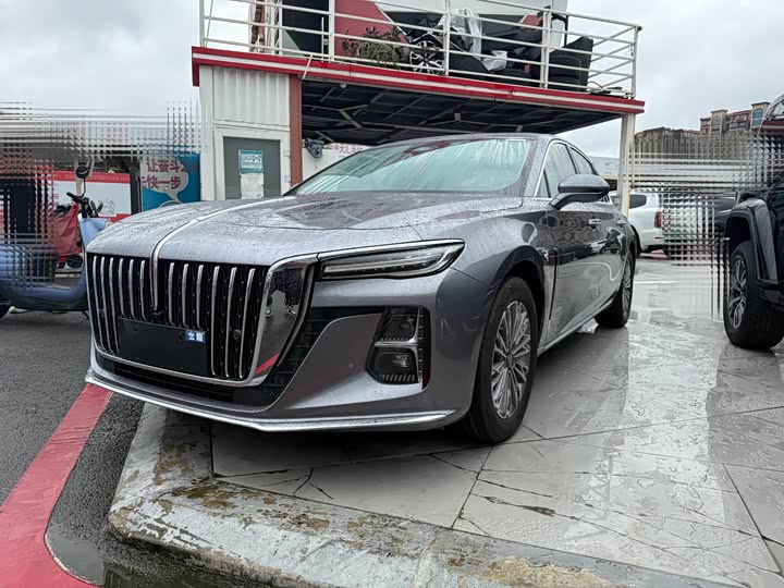 Фото 1 - Hongqi H5