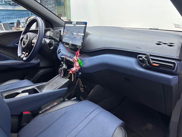 Фото 14 - BYD Seagull