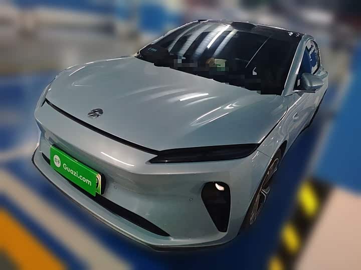 Фото 1 - Nio ET5