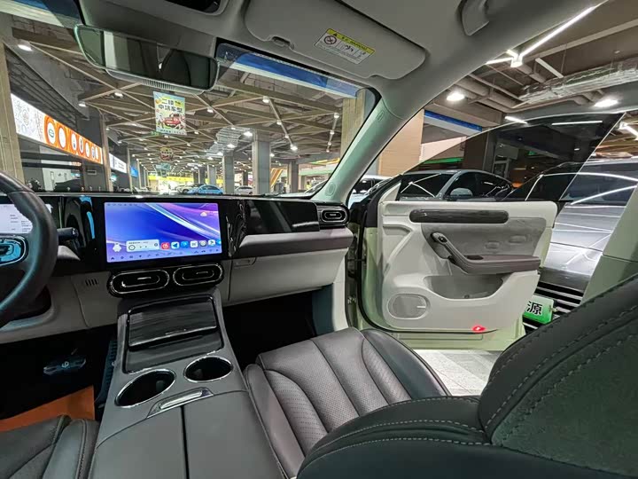 Фото 23 - Leapmotor C11