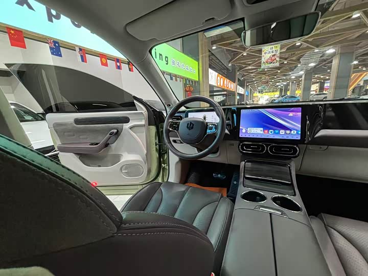 Фото 24 - Leapmotor C11