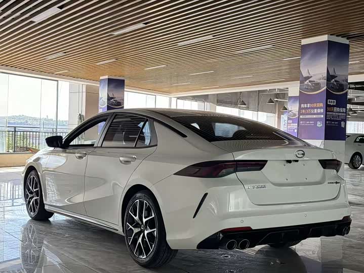 Фото 15 - GAC Trumpchi Empow R