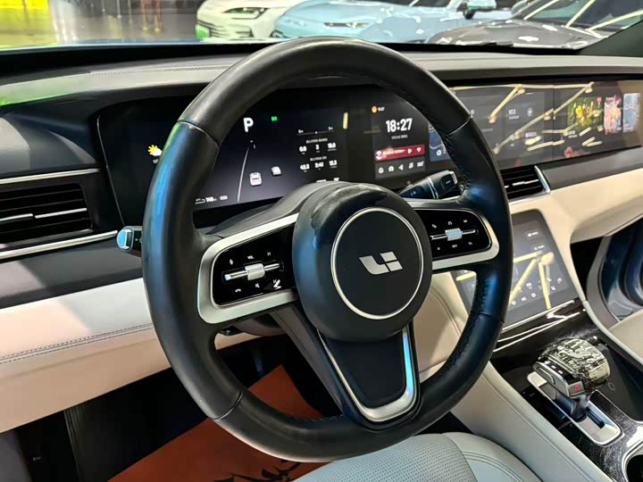 Фото 13 - LiXiang One