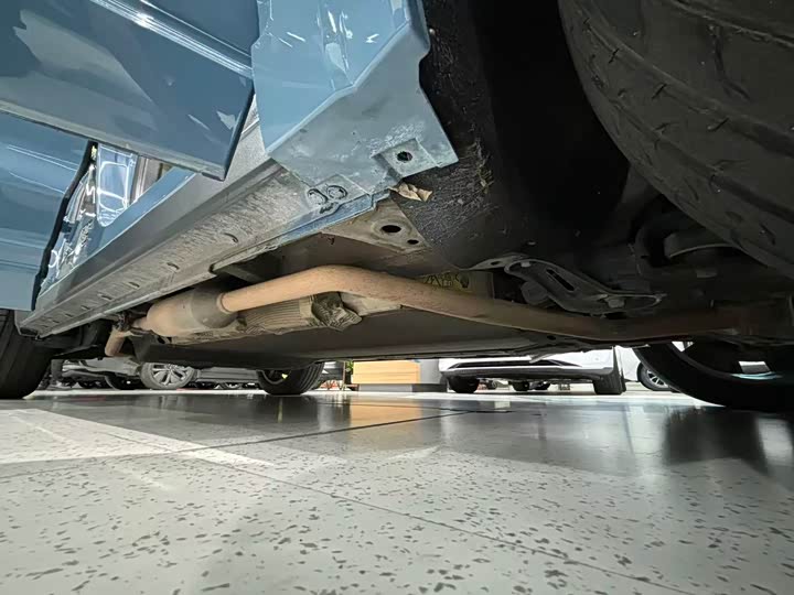 Фото 35 - LiXiang One