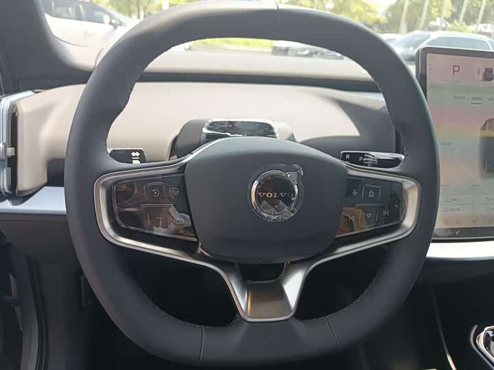 Фото 10 - Volvo EX30