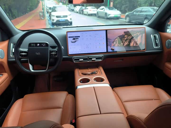 Фото 10 - LiXiang L6