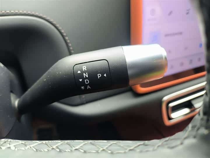 Фото 14 - LiXiang L6