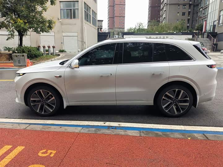 Фото 5 - LiXiang L6