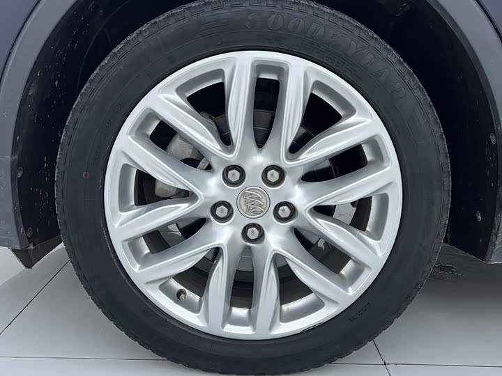 Фото 11 - Buick Envision Plus