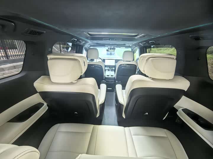 Фото 19 - GAC Trumpchi M8