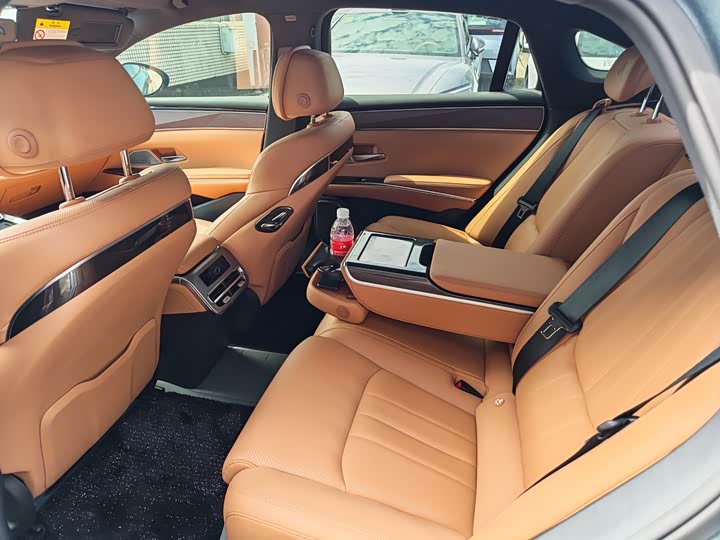 Фото 3 - BYD Han L