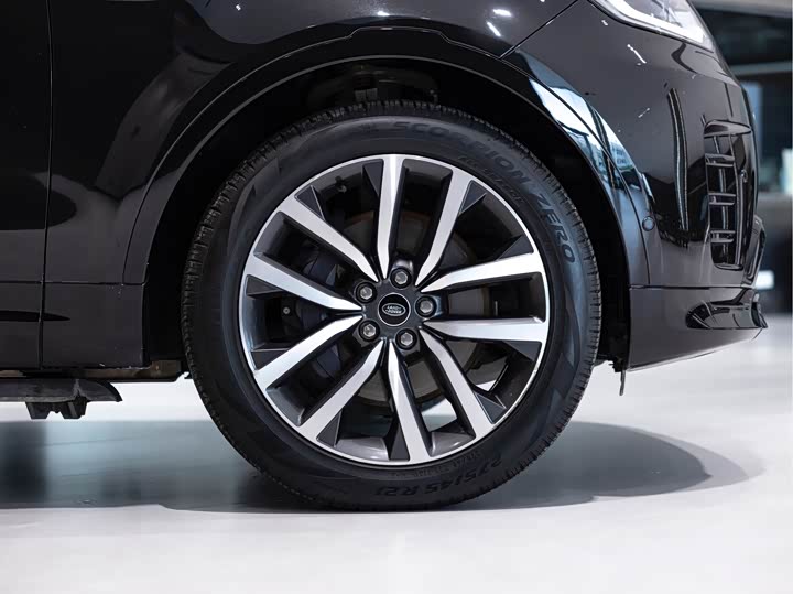 Фото 4 - Land Rover Discovery