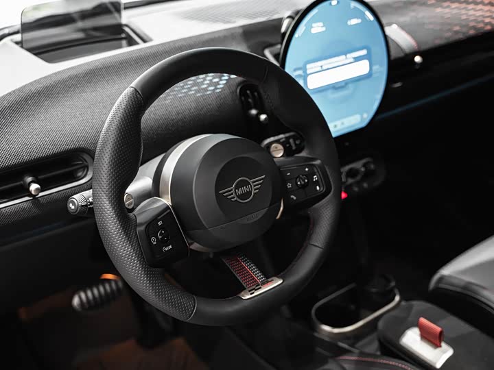 Фото 21 - Mini Mini JCW