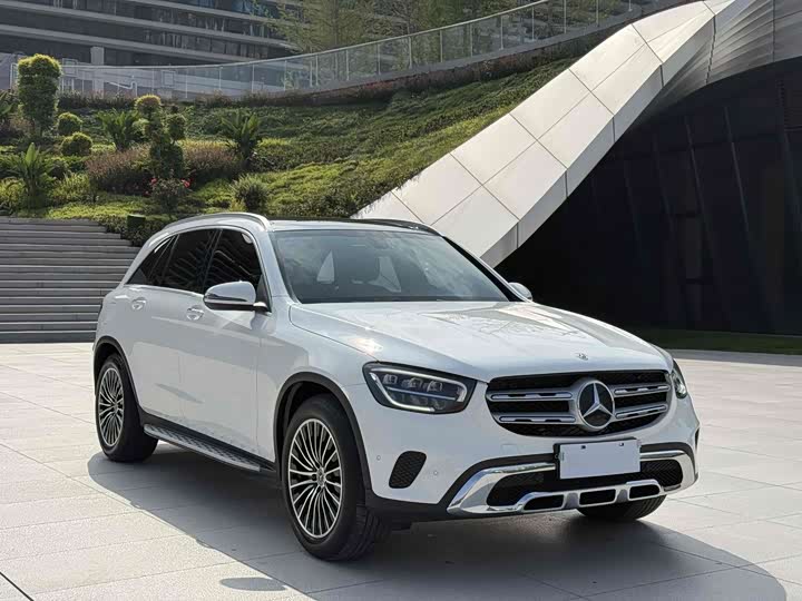 Фото 19 - Mercedes-Benz GLC-Class