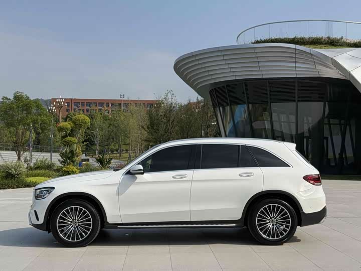 Фото 23 - Mercedes-Benz GLC-Class
