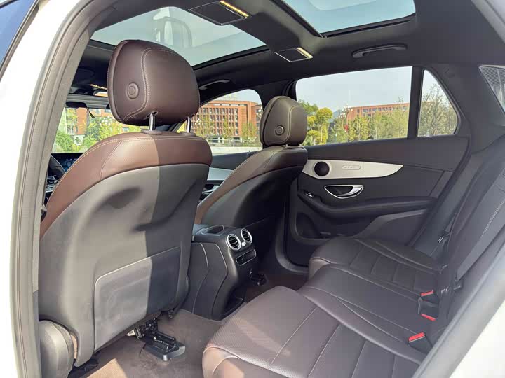 Фото 27 - Mercedes-Benz GLC-Class