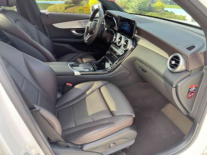 Фото 28 - Mercedes-Benz GLC-Class