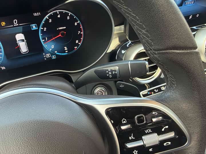 Фото 33 - Mercedes-Benz GLC-Class