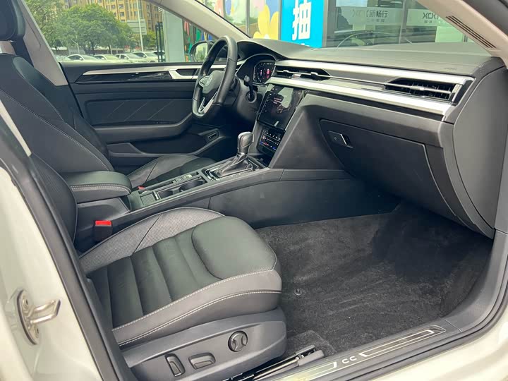 Фото 8 - Volkswagen CC