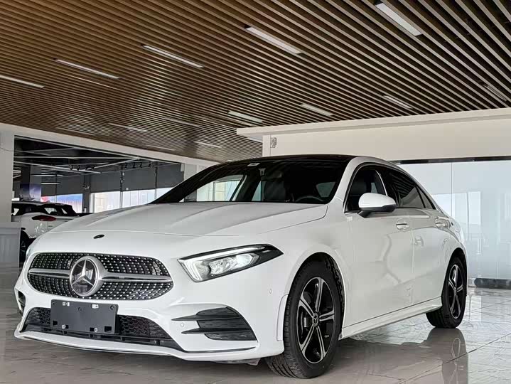 Фото 1 - Mercedes-Benz A-Class