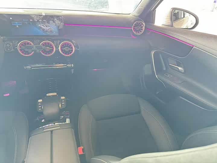 Фото 8 - Mercedes-Benz A-Class